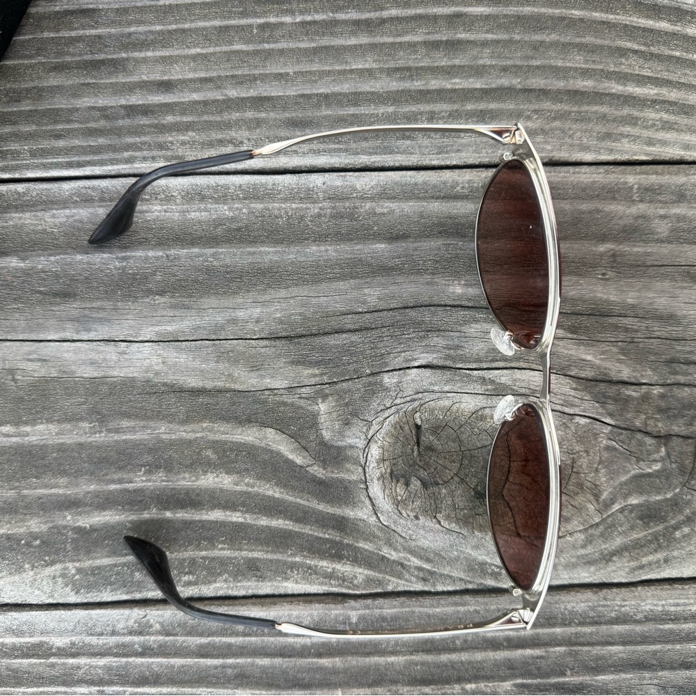 Prada Sunglasses With Brand New Lenses - Picture 7 of 7